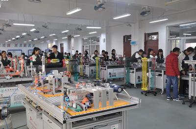 新裝100個感應水龍頭、配酒精防爆箱——東莞市信息技術學校已做好全面技術開發準備